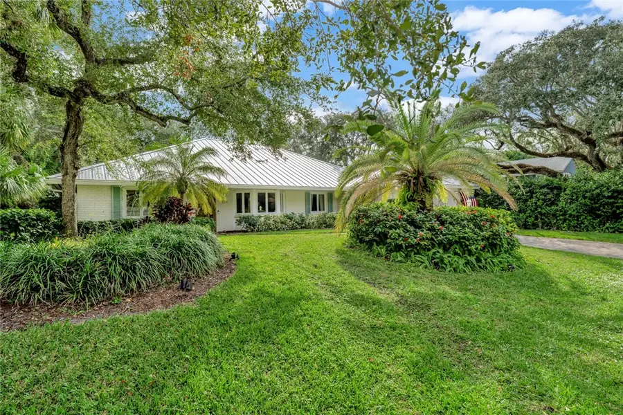 1024 Palmar De Ays Drive, Vero Beach, FL 32963 - Image #2