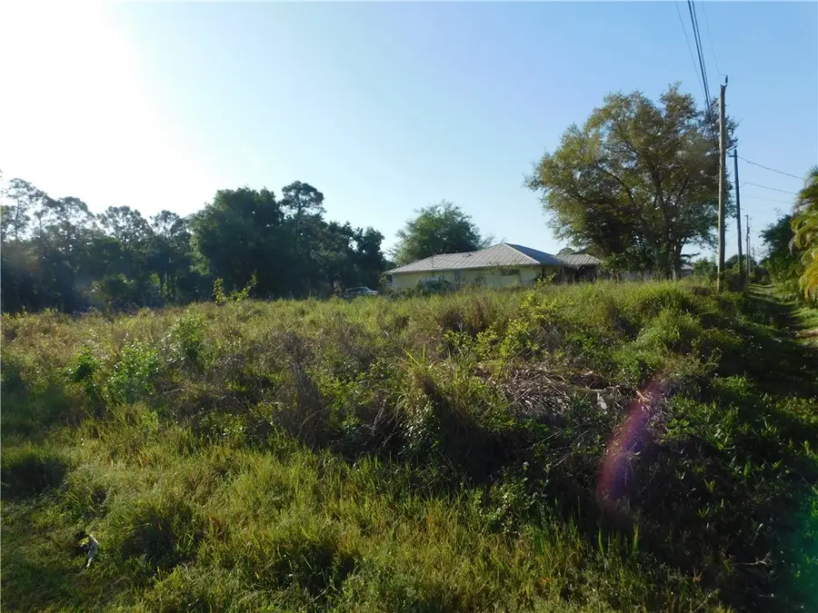 10235 83rd Street, Vero Beach, FL 32967 - Image #2