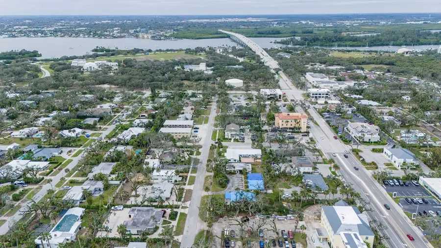 641 Azalea Lane, Vero Beach, FL 32963 - Image #2