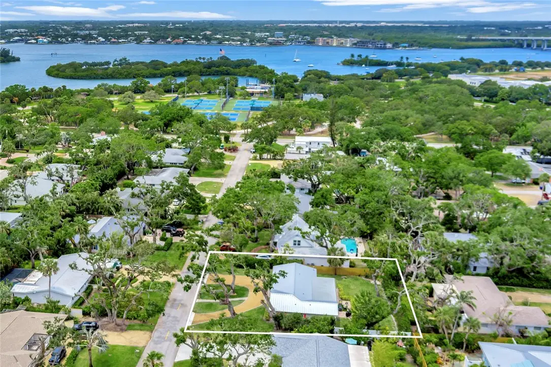 545 Gardenia Lane, Vero Beach, FL 32963 - Image #1