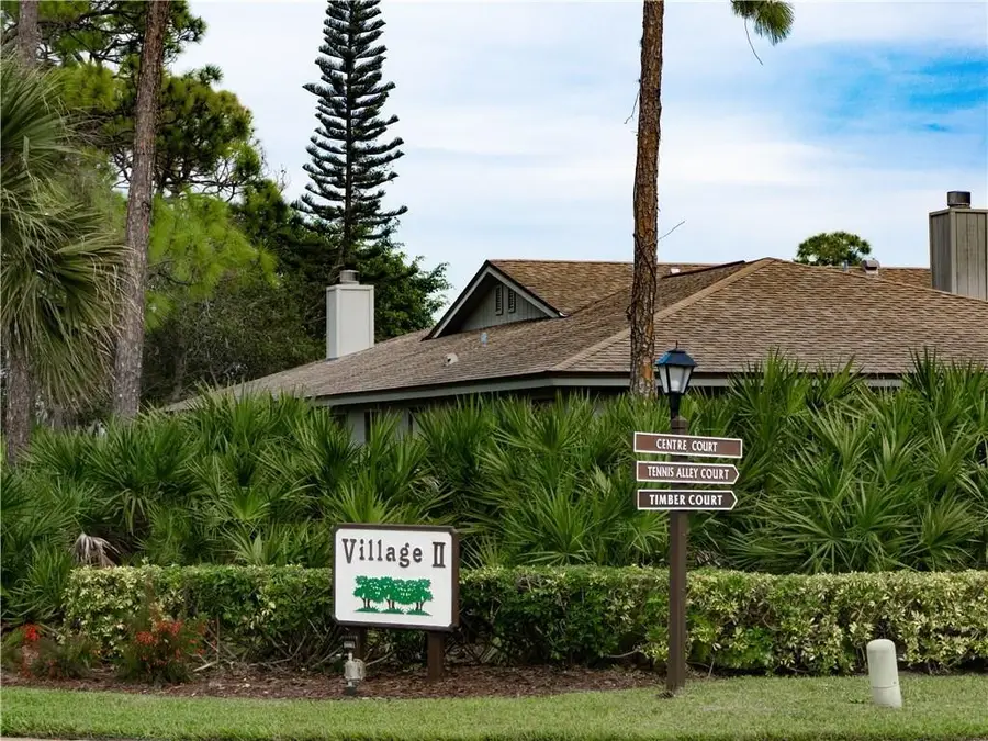 671 S Centre Court Sw #201, Vero Beach, FL 32962 - #2