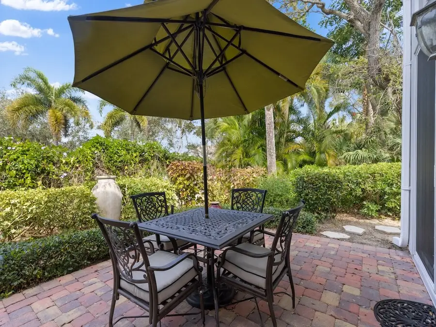 8839 Lakeside Circle, Vero Beach, FL 32963 - Image #3