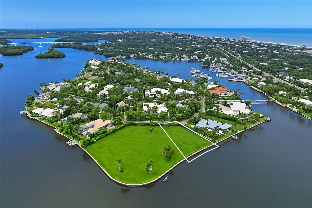 512 River Drive, Vero Beach, FL 32963 - #1
