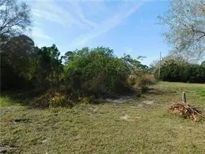 7705 105th Avenue, Vero Beach, FL 32967