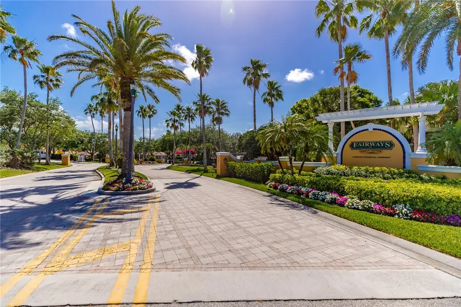 5020 Fairways Circle #J107, Vero Beach, FL 32967 - #2