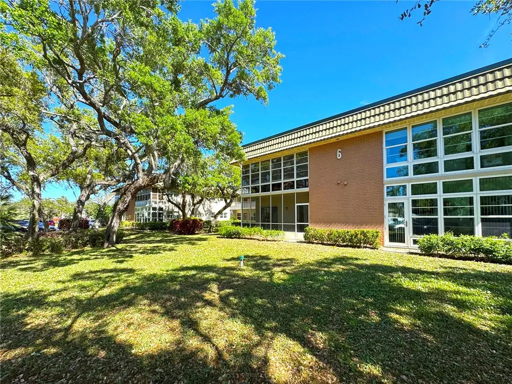 6 Vista Gardens Trail #206, Vero Beach, FL 32962 - Image #1