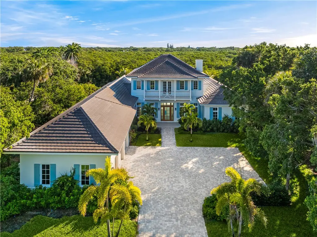 120 Coconut Palm Road, Vero Beach, FL 32963 - Image #1