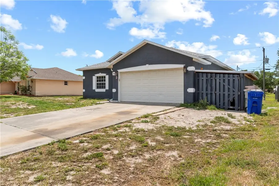 7815 100th Avenue, Vero Beach, FL 32967 - Image #2