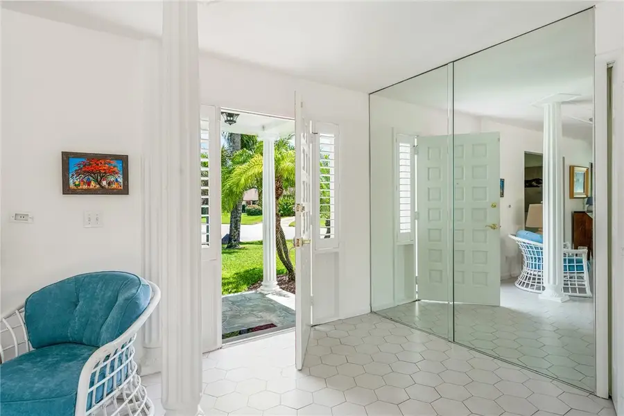 940 Lantern Lane, Vero Beach, FL 32963 - Image #2