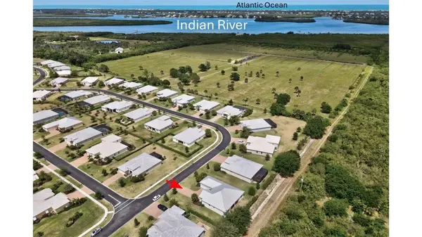 2545 Saint Lucia Circle, Vero Beach, FL 32967