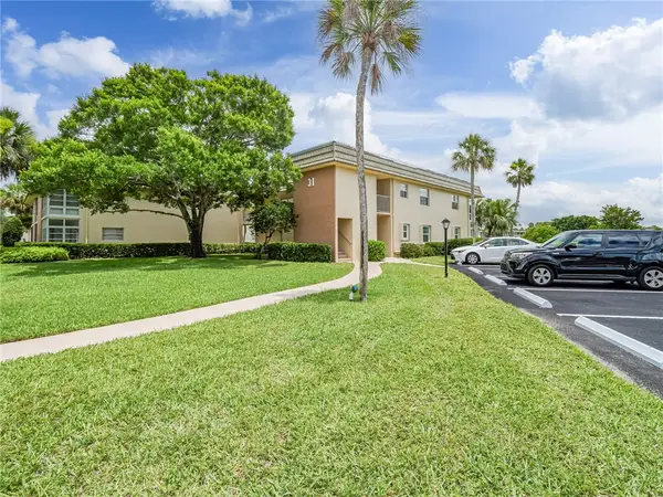 31 Vista Gardens Trail #205, Vero Beach, FL 32962
