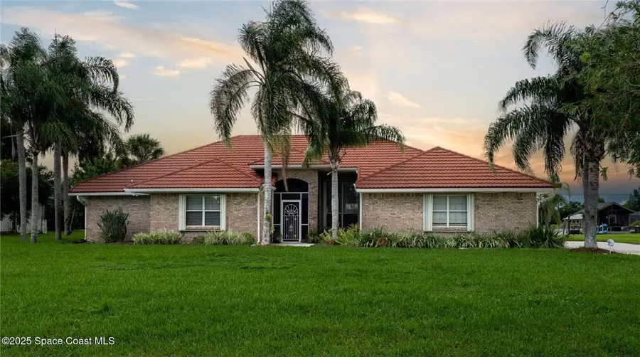 405 Lake View Lane, Grant Valkaria, FL 32909 - Image #2