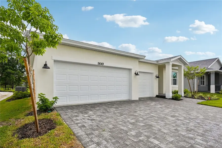 5649 Hampton Park Circle, Vero Beach, FL 32966 - Image #2