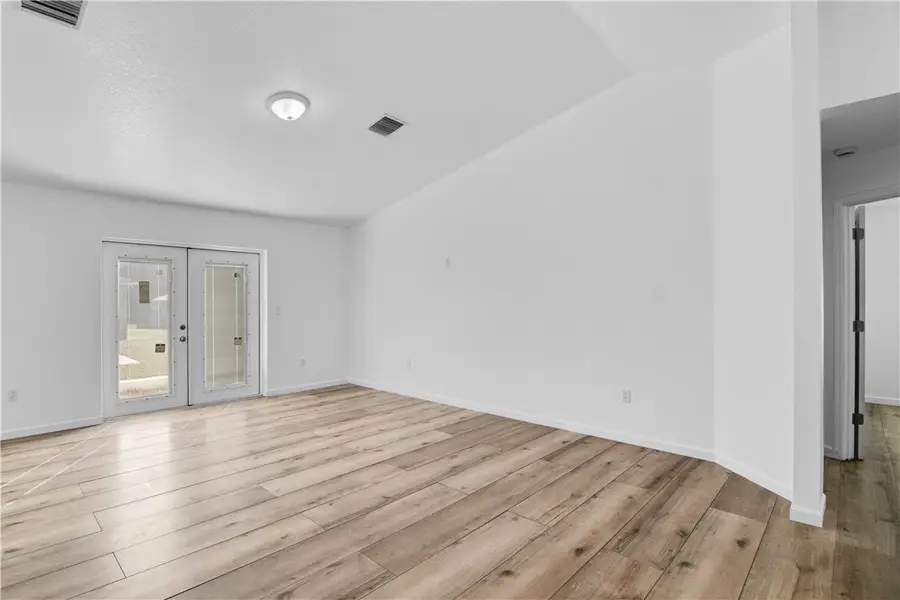 4185 56th Avenue, Vero Beach, FL 32967 - Image #3