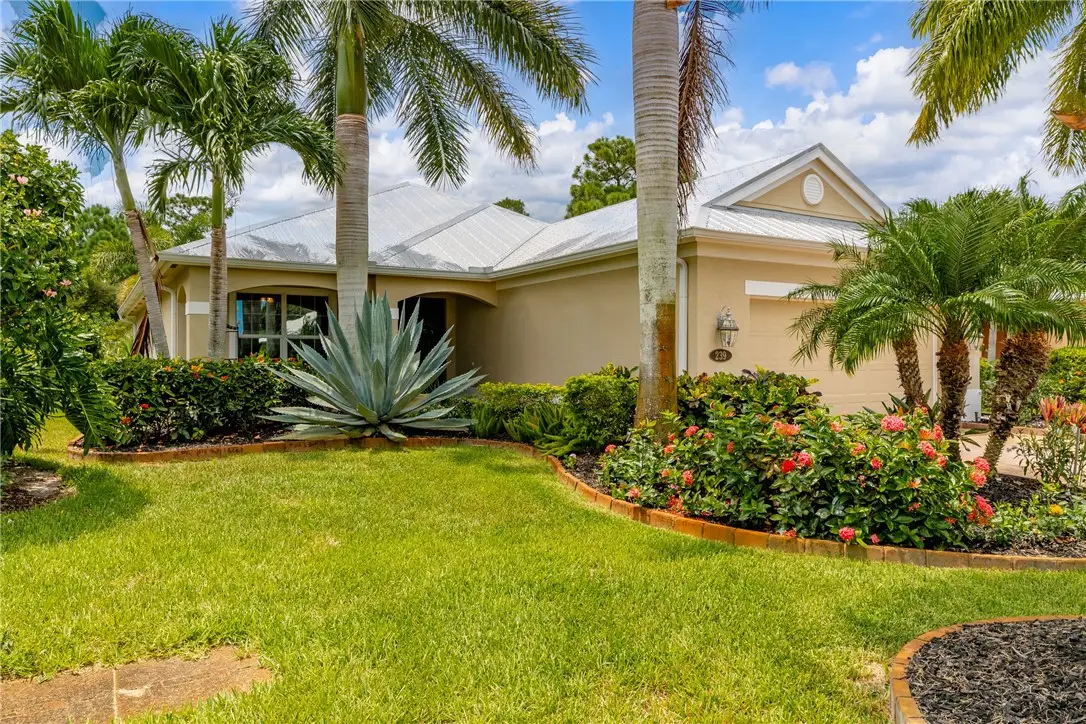 239 11th Square Sw, Vero Beach, FL 32962 - Image #1