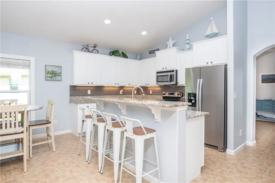 655 Valencia Circle Sw, Vero Beach South, FL 32968 - Image #3