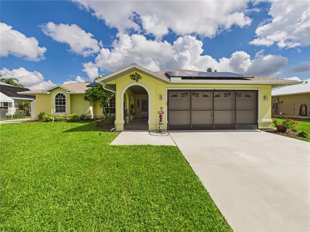 907 Starflower Avenue, Sebastian, FL 32958 - Image #1