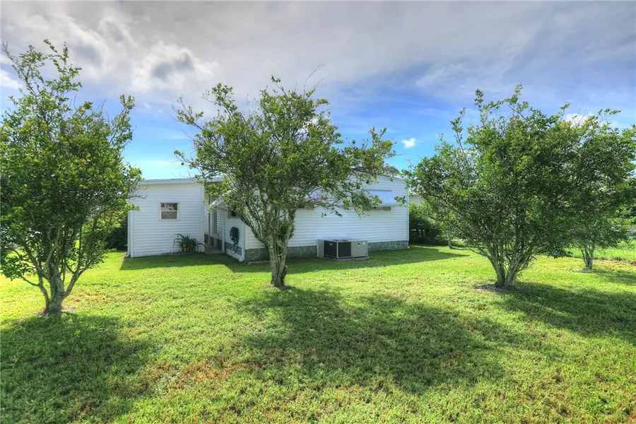 912 Oriole Circle, Barefoot Bay, FL 32976 - Image #3