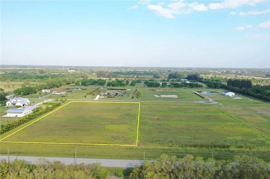 555 65th Avenue Sw, Vero Beach, FL 32968 - #3