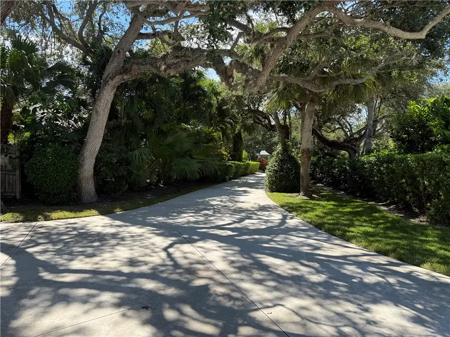 910 Windsong Way, Vero Beach, FL 32963 - Image #3