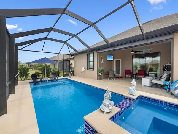 5614 1st Square, Vero Beach, FL 32968