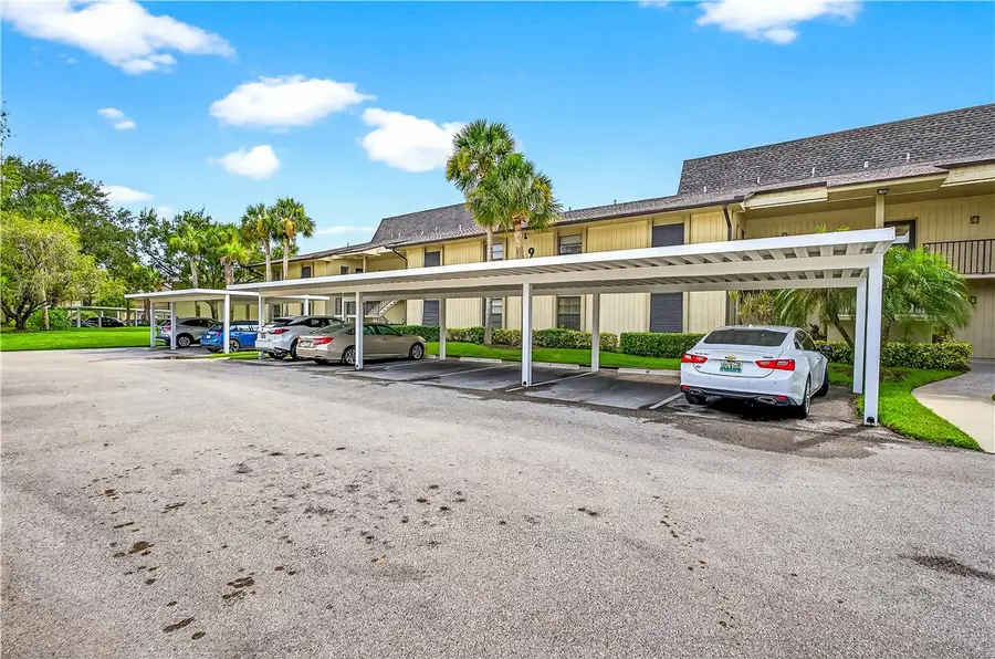 9 Plantation Drive #201, Vero Beach, FL 32966 - Image #2