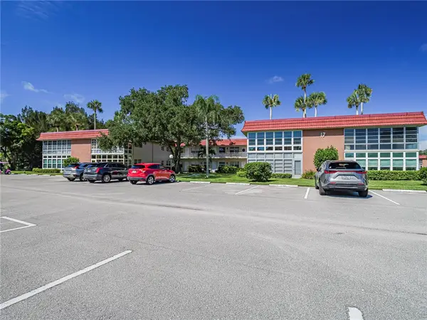 17 Vista Palm Lane #201, Vero Beach, FL 32962