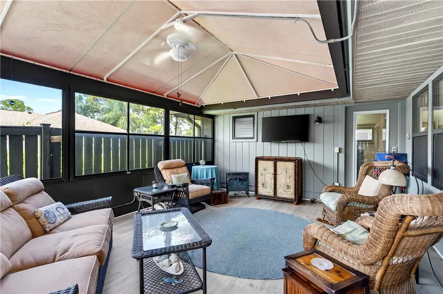 725 Timber Ridge Trail Sw #B, Vero Beach, FL 32962 - Image #3