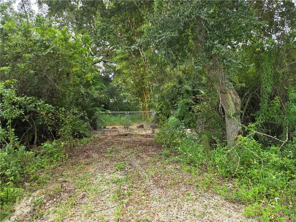 000 86th Avenue, Vero Beach, FL 32966 - Image #1