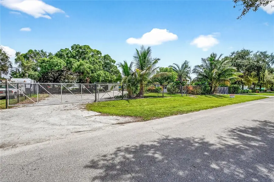 40 5th Avenue, Vero Beach, FL 32962 - Image #2