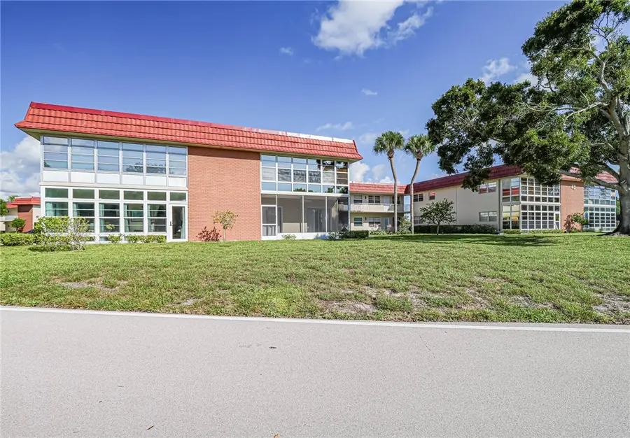 43 Woodland Drive #205, Vero Beach, FL 32962 - Image #2