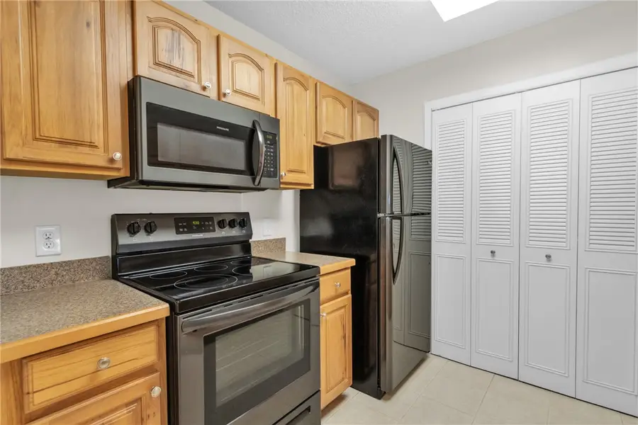 33 Plantation Drive #201, Vero Beach, FL 32966 - Image #2