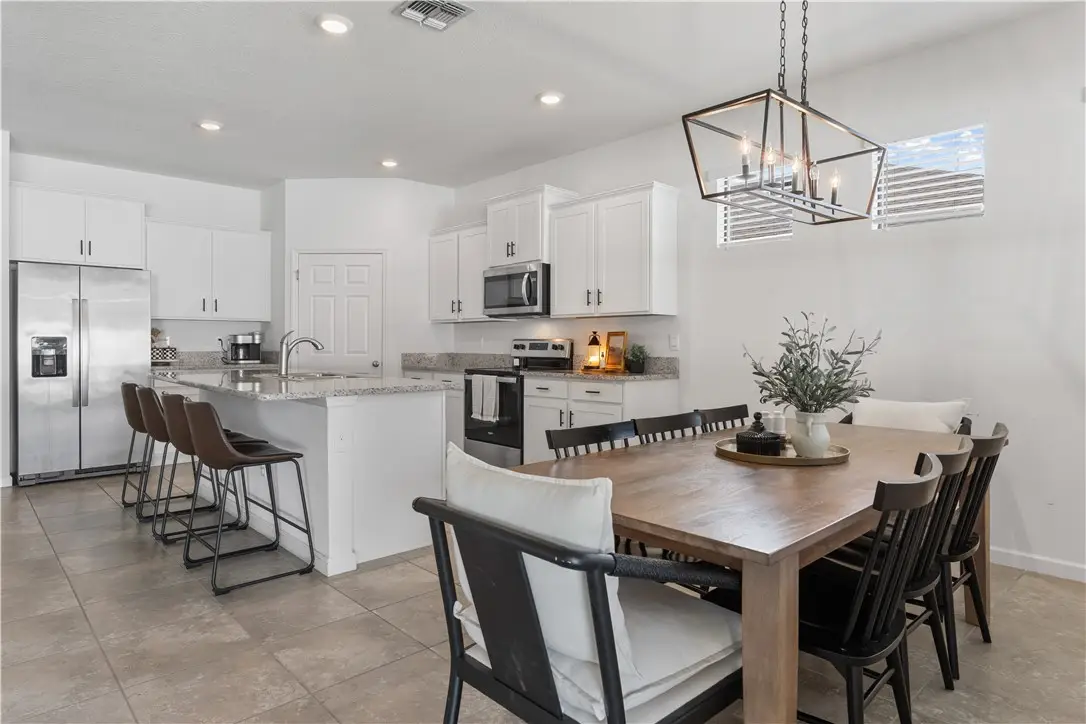 6585 Canterbridge Drive, Vero Beach, FL 32967 - Image #1