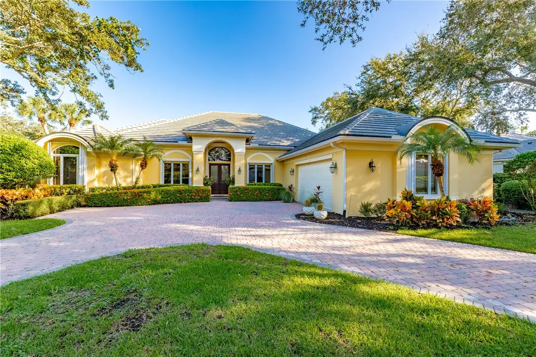 104 Hidden Oak Drive, Vero Beach, FL 32963 - Image #1