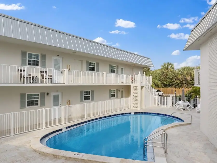 900 Jasmine Lane #10A, Vero Beach, FL 32963 - Image #2