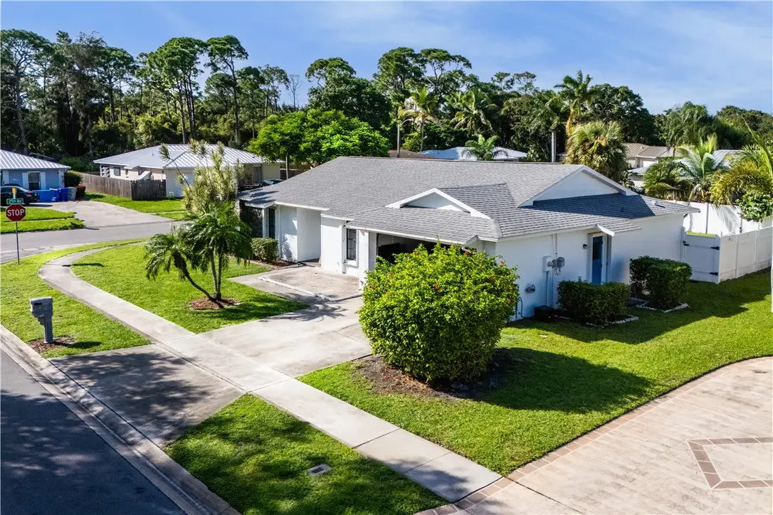 2490 4th Place, Vero Beach, FL 32962 - #1