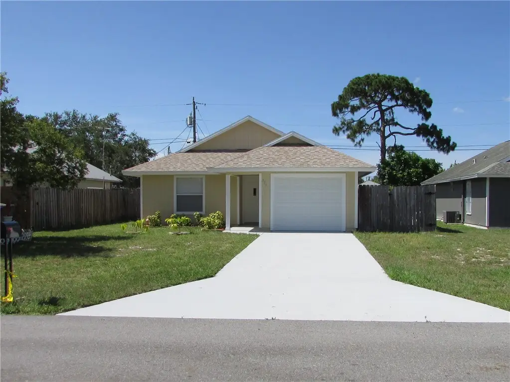354 15th Lane Sw, Vero Beach, FL 32962 - Image #1