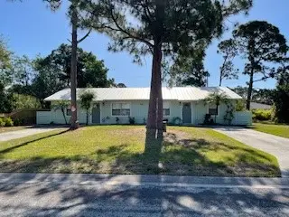 108 Flint Street #A&B, Sebastian, FL 32958