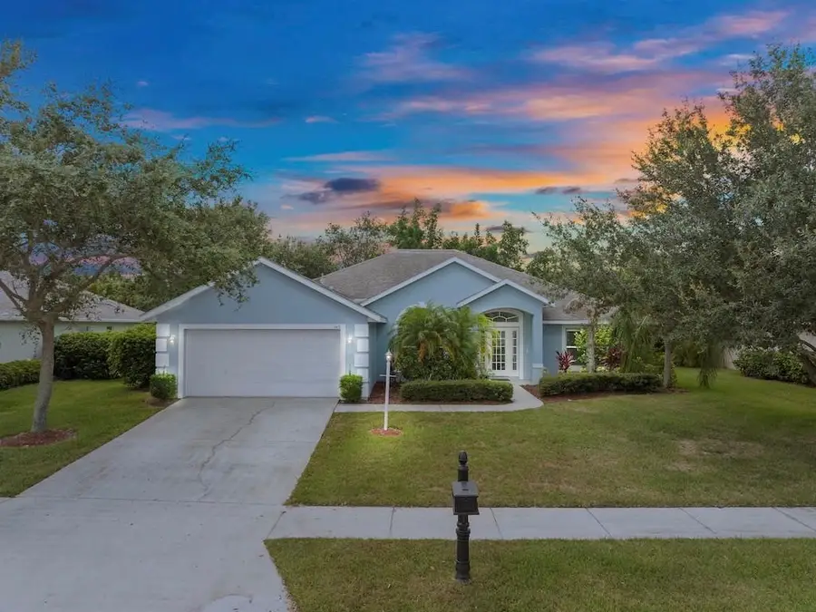 483 S Key Lime Square Sw, Vero Beach, FL 32968 - Image #2