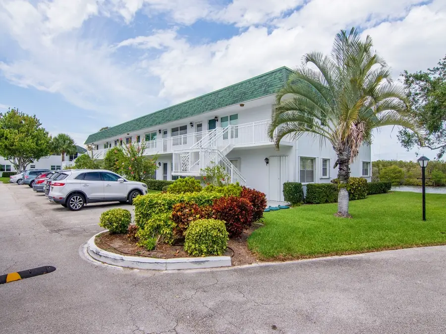 2800 Indian River Boulevard #8F, Vero Beach, FL 32960 - Image #3