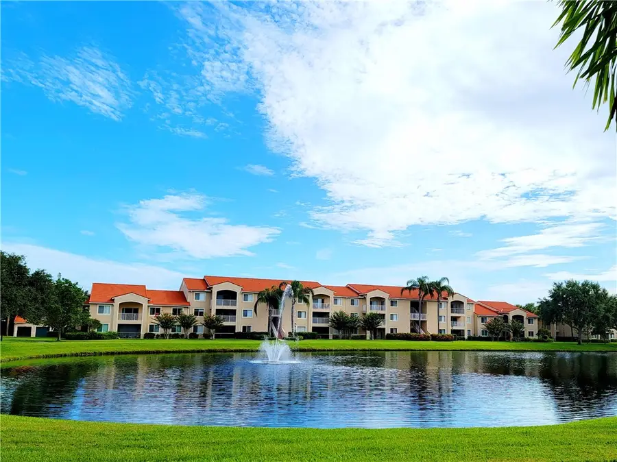 1590 S 42nd Circle #303, Vero Beach, FL 32967 - Image #2