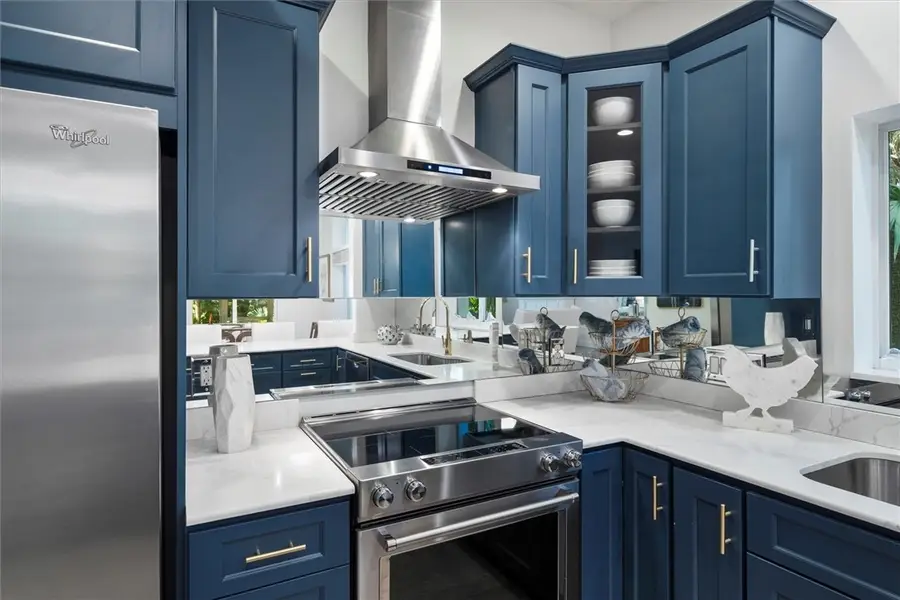 1235 Winding Oaks Circle E #503, Vero Beach, FL 32963 - Image #2