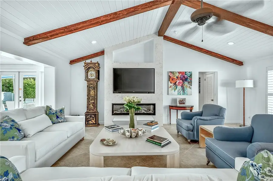 555 Honeysuckle Lane, Vero Beach, FL 32963 - Image #2