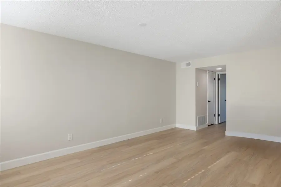 18 Vista Gardens Trail #105, Vero Beach, FL 32962 - Image #2