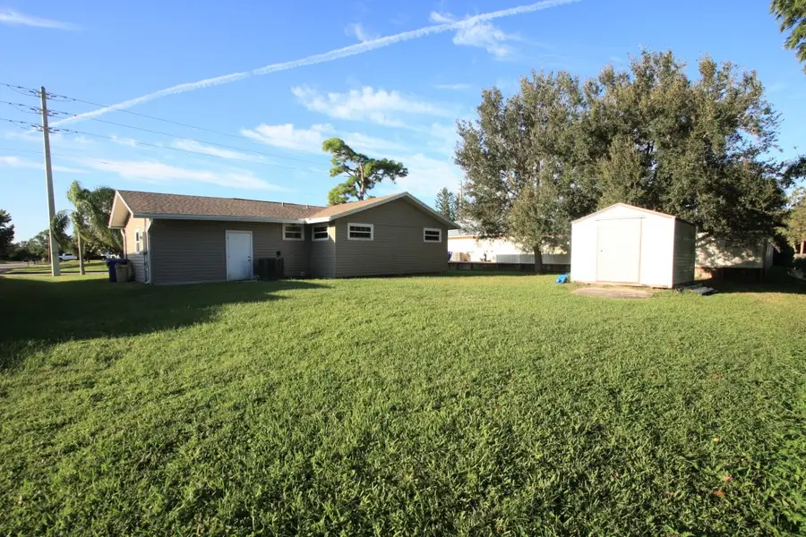 572 Orange Avenue, Sebastian, FL 32958 - Image #3