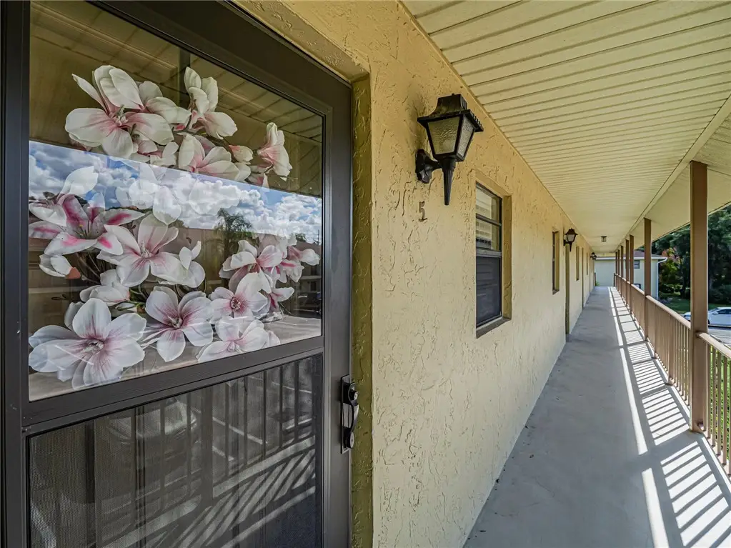 400 18th Street #G5, Vero Beach, FL 32960 - Image #1