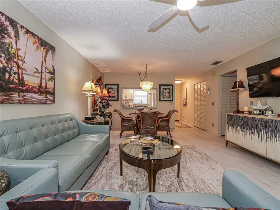 400 18th Street #G5, Vero Beach, FL 32960 - Image #3