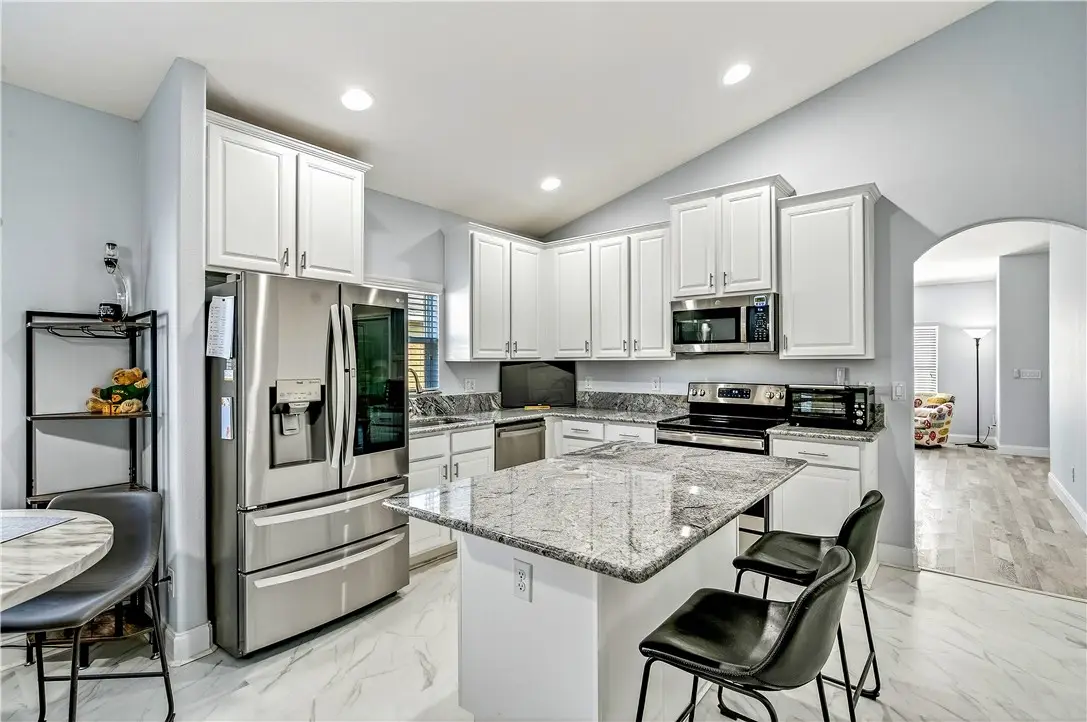 535 Valencia Circle Sw, Vero Beach, FL 32968 - Image #1