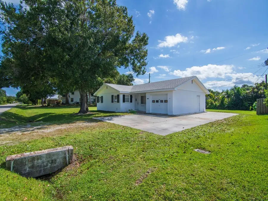 1845 6th Street, Vero Beach, FL 32962 - Image #2