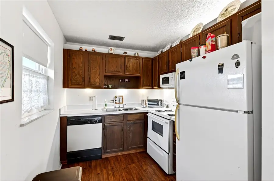 108 Springlake Drive #203, Vero Beach, FL 32962 - Image #3